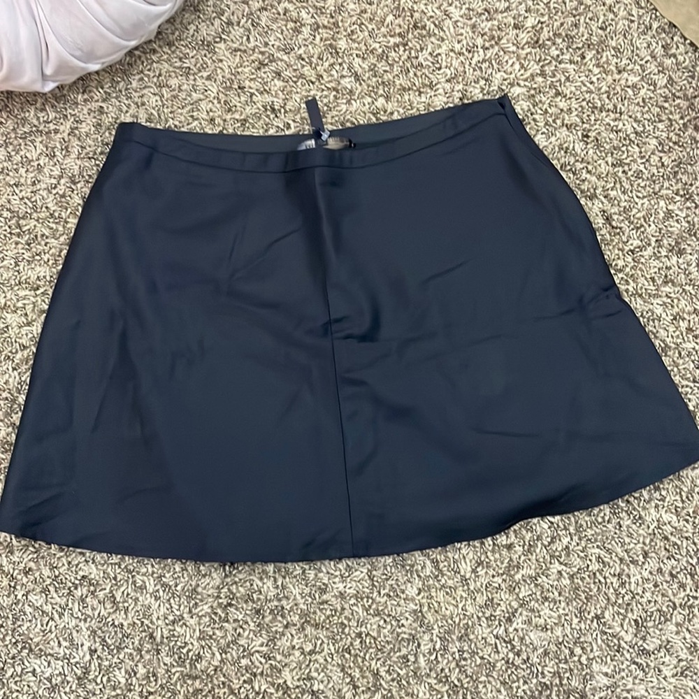 BCBG skirt size M
